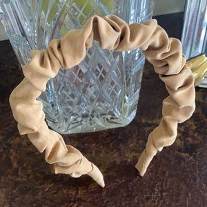 Anthropologie Beige Suede Ruched Headband 🍂